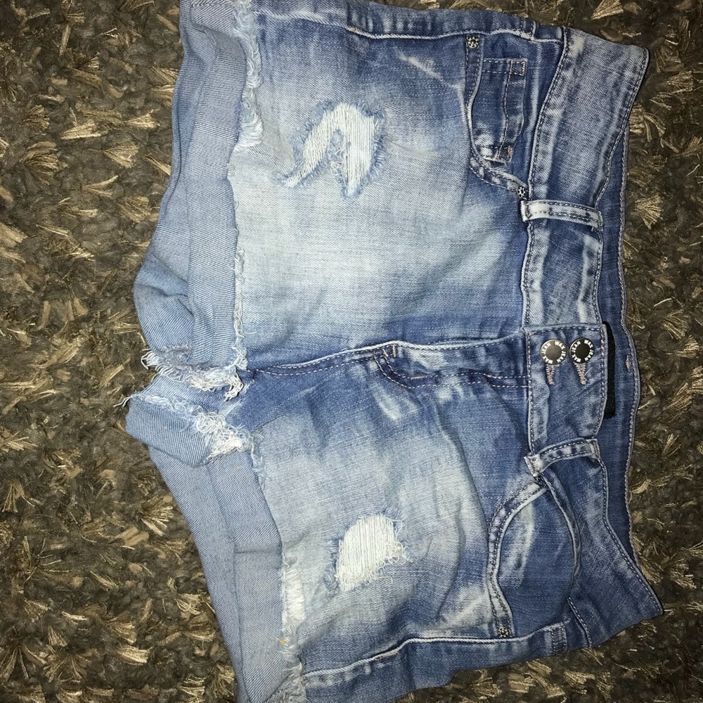 Light wash ripped shorts